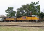 UP 4804 & 9383 lead a CSX train towards the yard